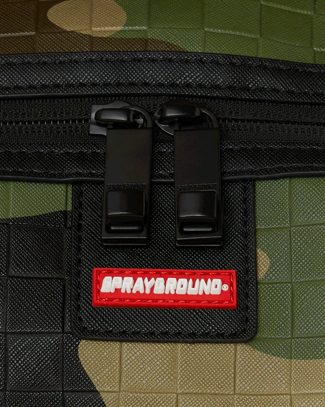 CAMORICH ROYALE CHAIN DUFFLE - Image 10