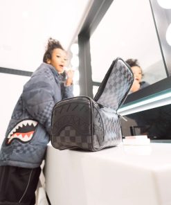 Alternative view of HENNY BLACK TOILETRY BAG