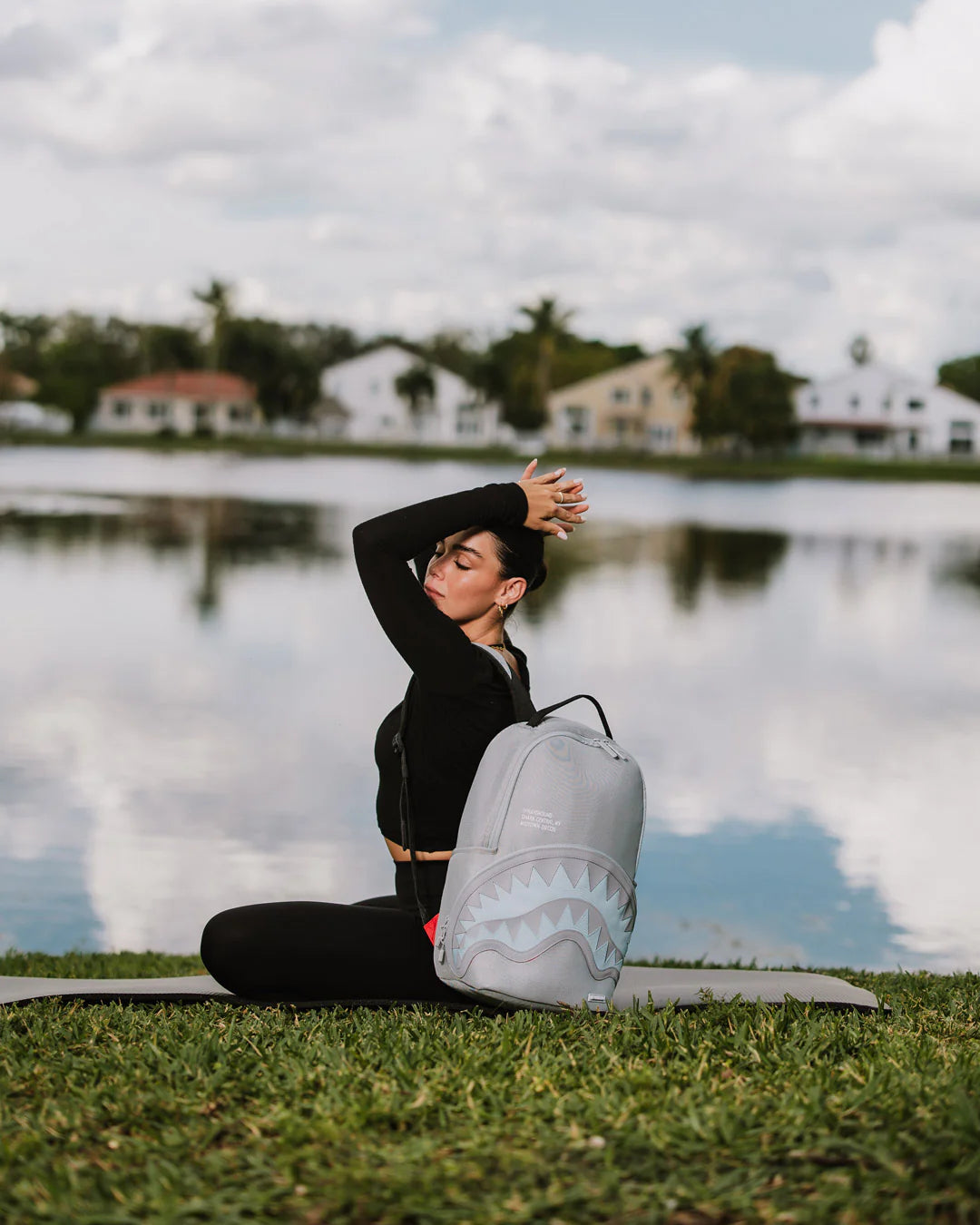 SHARK CENTRAL ICE MESH BACKPACK - Image 4