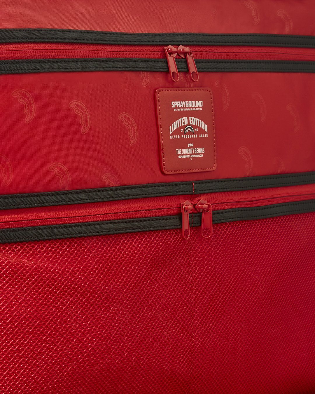XTC SHARKS IN PARIS JETSETTER CARRY-ON LUGGAGE - Image 10