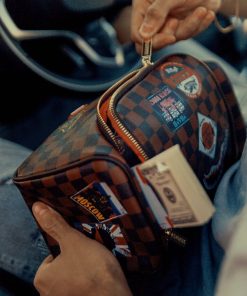Alternative view of GLOBAL MOGUL TOILETRY BAG