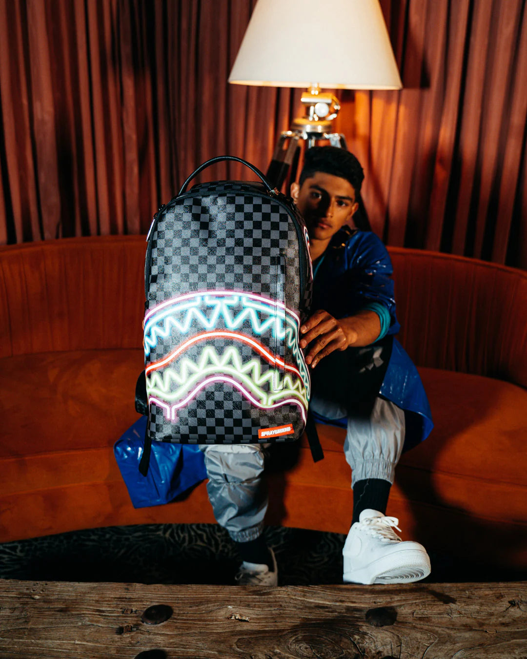 SHARKS IN PARIS GLOW BACKPACK (DLXV) - Image 12