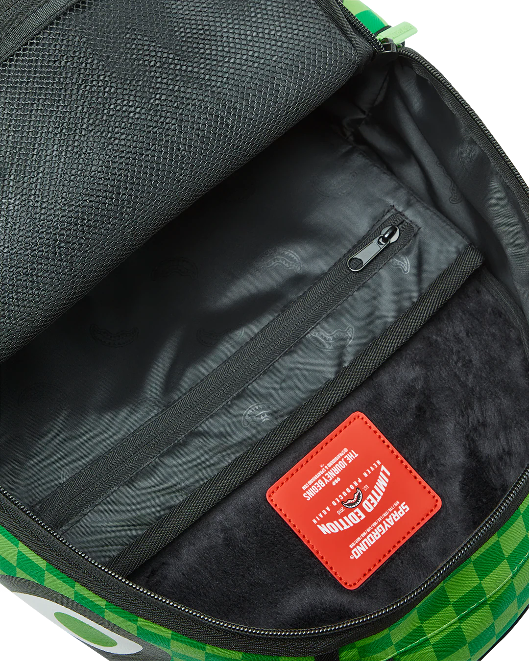 RICK & MORTY INTO THE FURY BACKPACK (DLXV) - Image 11