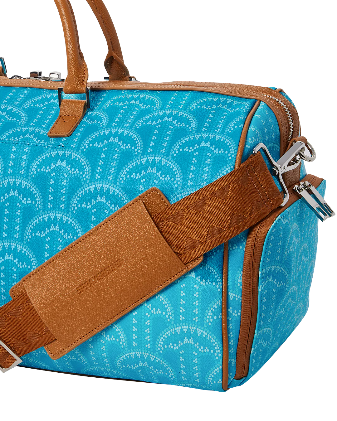 ILLUCHAINS TURQ DUFFLE - Image 8