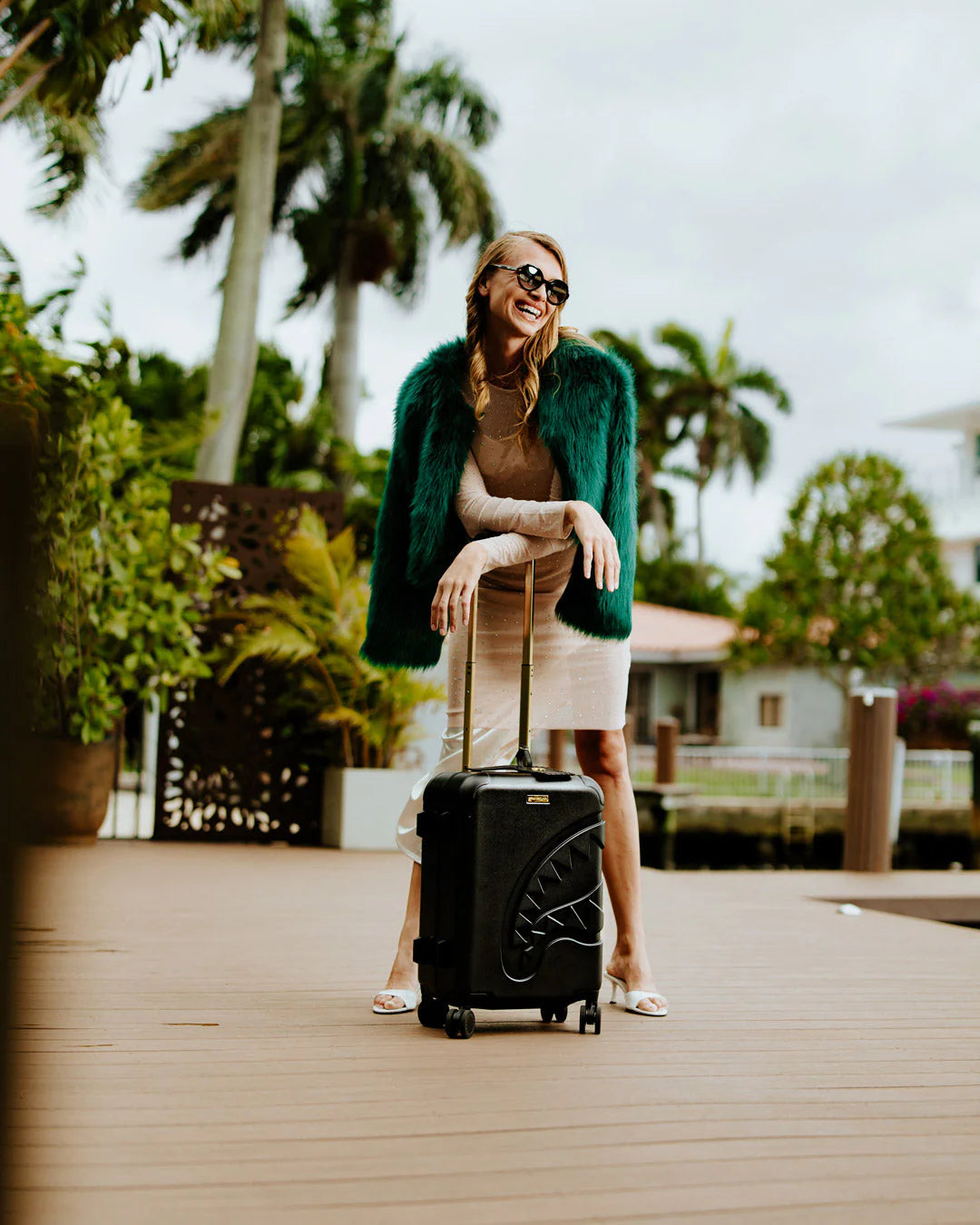 REALITY CHECK SHARKITECTURE CARRY-ON JETBLACK LUGGAGE (GOLD HARDWARE) - Image 18
